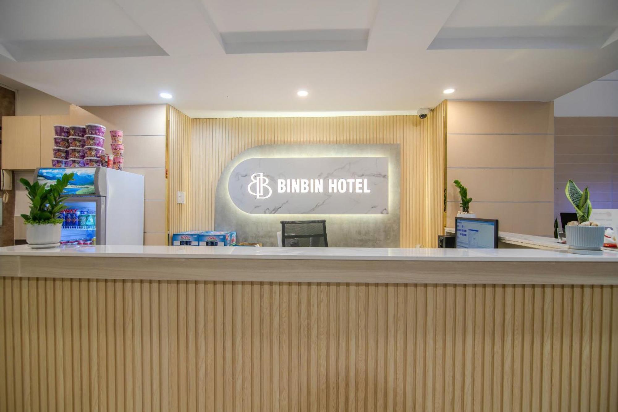Bin Bin Hotel 5 - Near Lotte Mart D7 Ho Chi Minh City Exterior photo