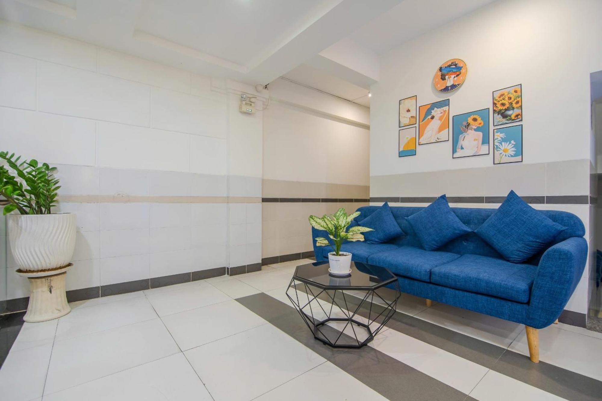 Bin Bin Hotel 5 - Near Lotte Mart D7 Ho Chi Minh City Exterior photo