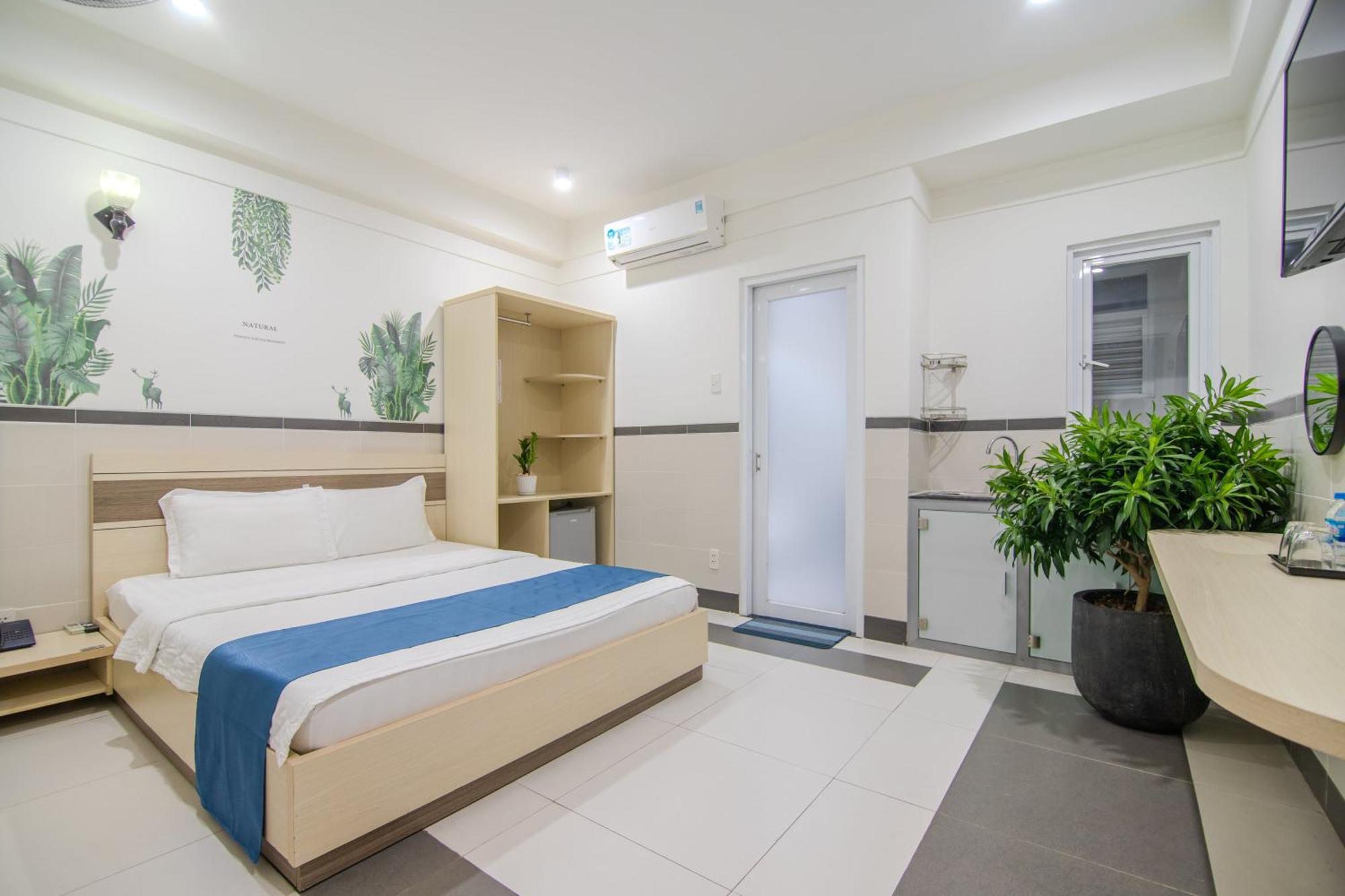Bin Bin Hotel 5 - Near Lotte Mart D7 Ho Chi Minh City Exterior photo