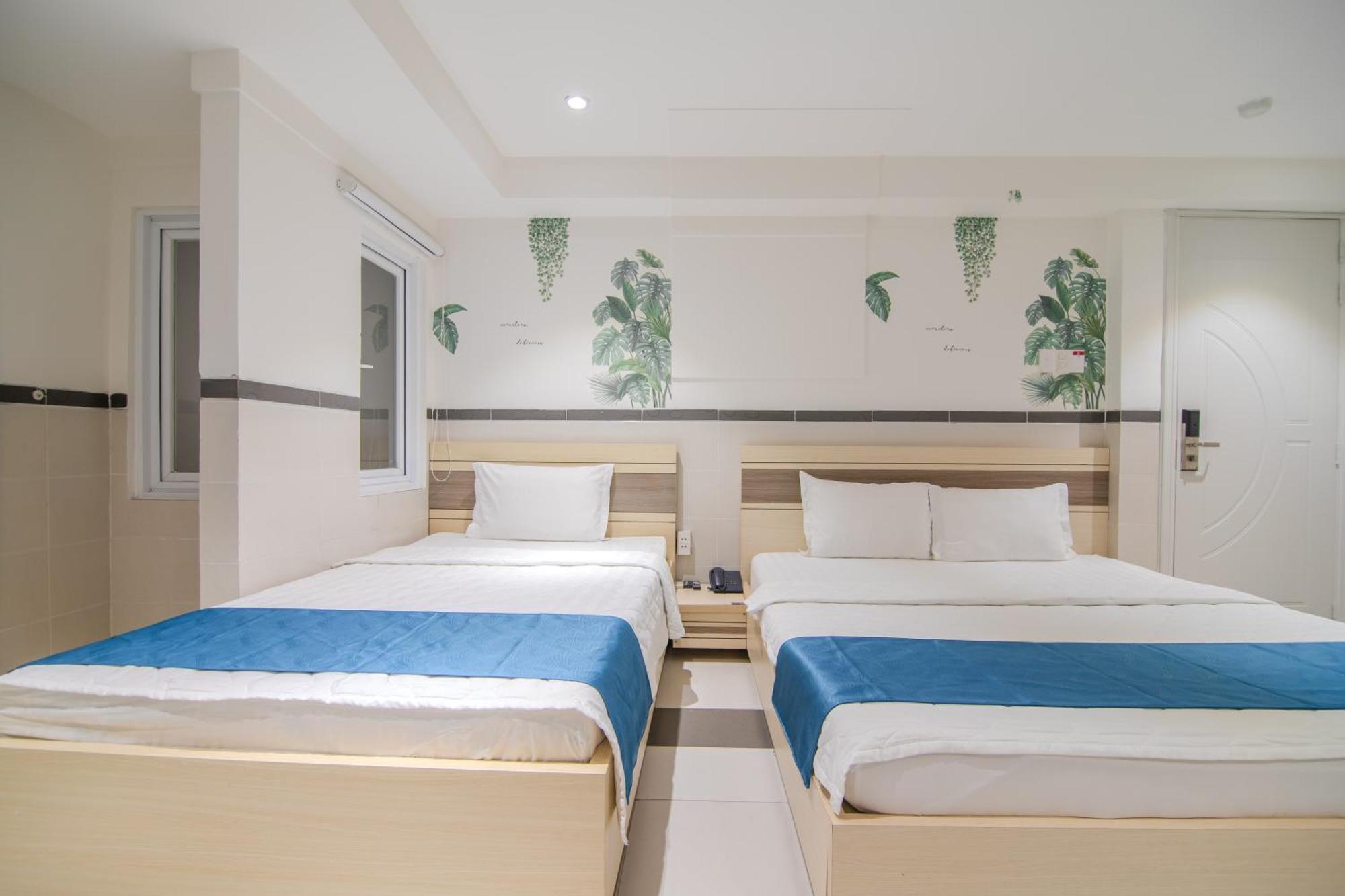 Bin Bin Hotel 5 - Near Lotte Mart D7 Ho Chi Minh City Exterior photo