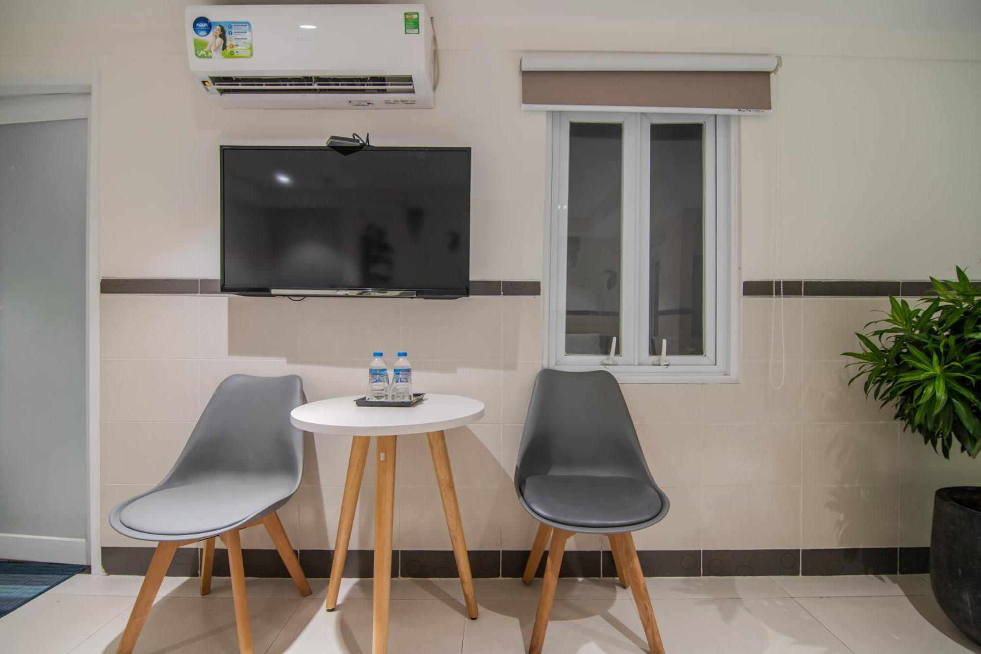 Bin Bin Hotel 5 - Near Lotte Mart D7 Ho Chi Minh City Exterior photo