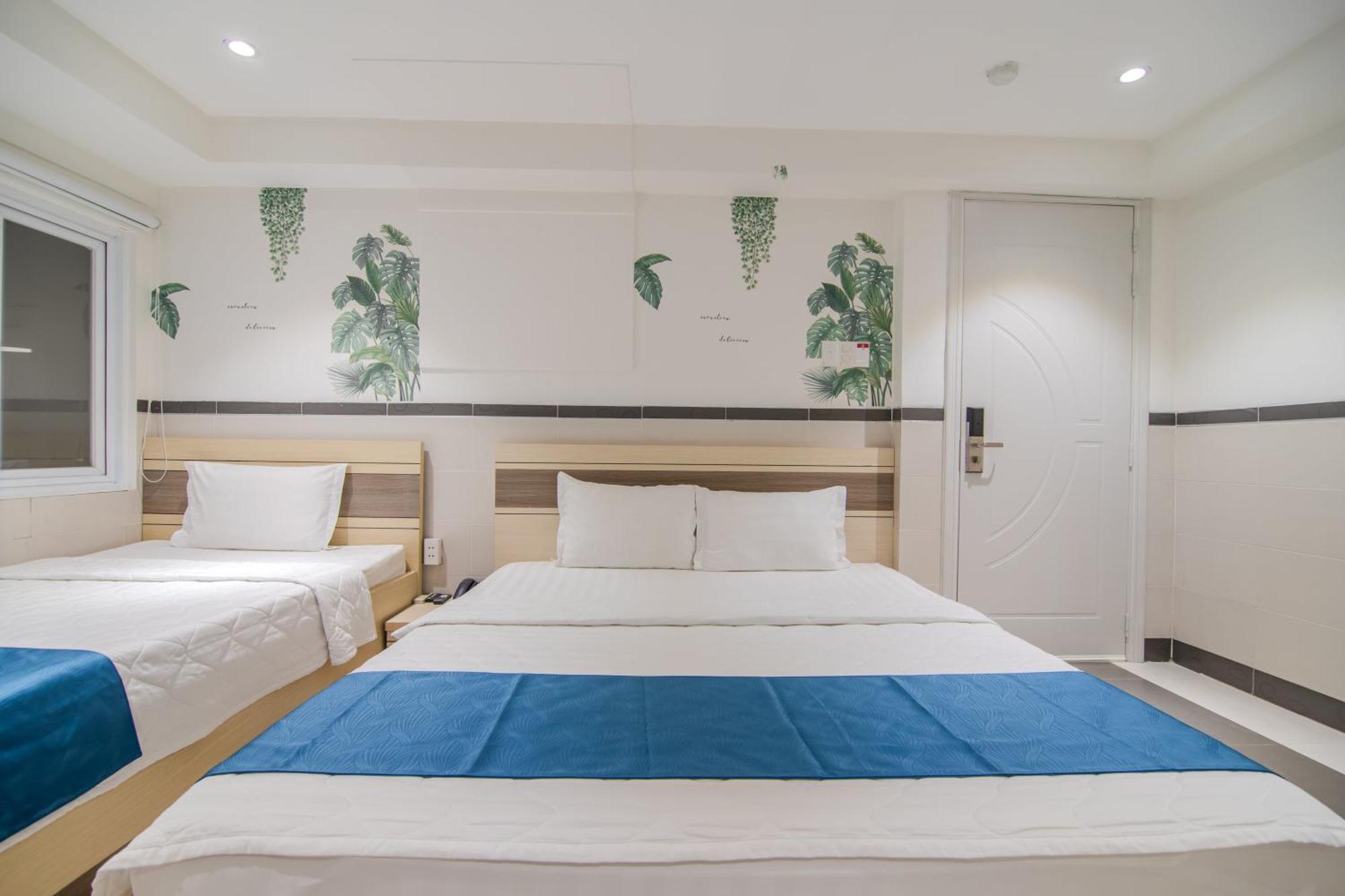 Bin Bin Hotel 5 - Near Lotte Mart D7 Ho Chi Minh City Exterior photo