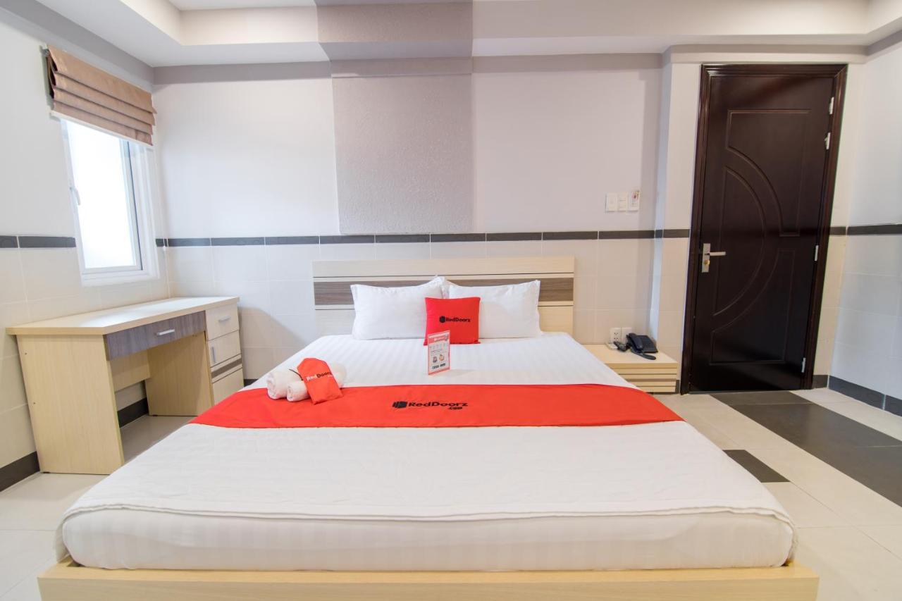 Bin Bin Hotel 5 - Near Lotte Mart D7 Ho Chi Minh City Exterior photo