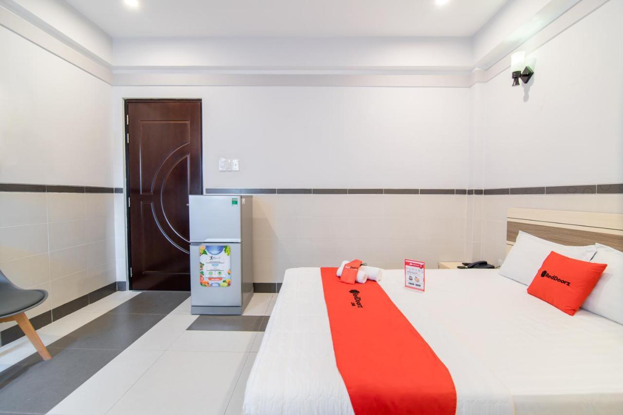 Bin Bin Hotel 5 - Near Lotte Mart D7 Ho Chi Minh City Exterior photo